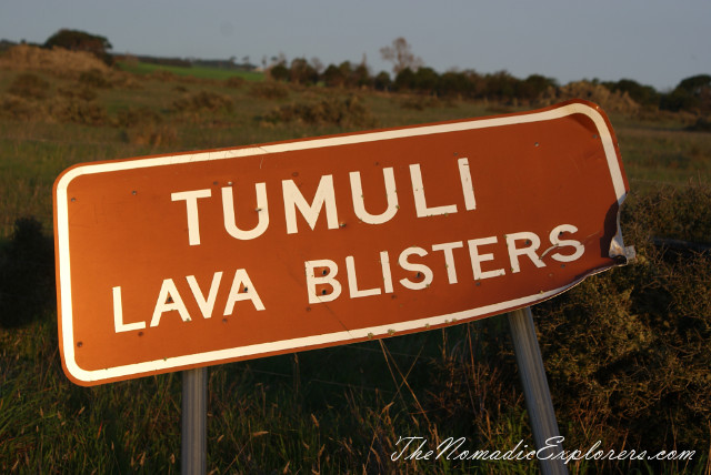 Australia, Victoria, Grampians, Tumuli - Lava Blisters, , 