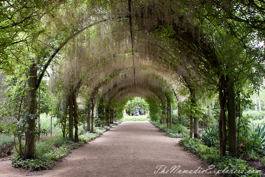 Australia, Victoria, Yarra Valley &amp; Dandenong Ranges, A Family Day in Yarra Valley: Alowyn Gardens, Yarra Valley Chocolate Factory, Maroondah Reservoir Park, , 