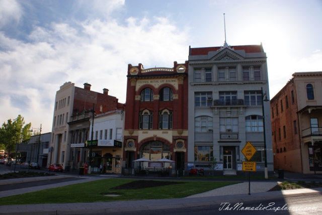 Australia, Victoria, Goldfields, Bendigo, A day in &quot;my&quot; life (in pictures) in Bendigo: The Body Beautiful exhibition, Bendigo Pottery, short walk, , 