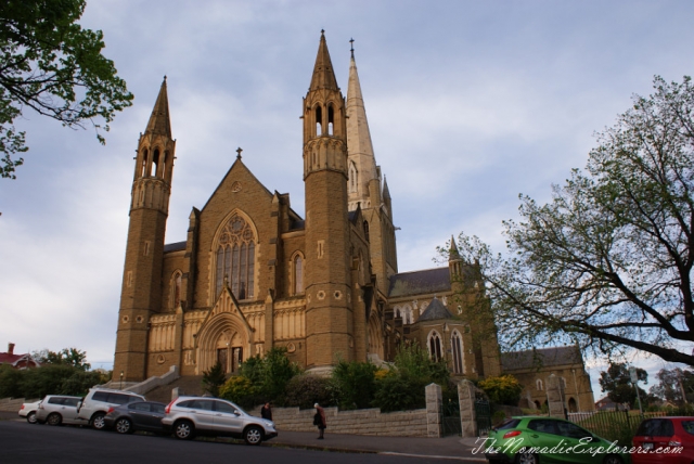 Australia, Victoria, Goldfields, Bendigo, A day in &quot;my&quot; life (in pictures) in Bendigo: The Body Beautiful exhibition, Bendigo Pottery, short walk, , 