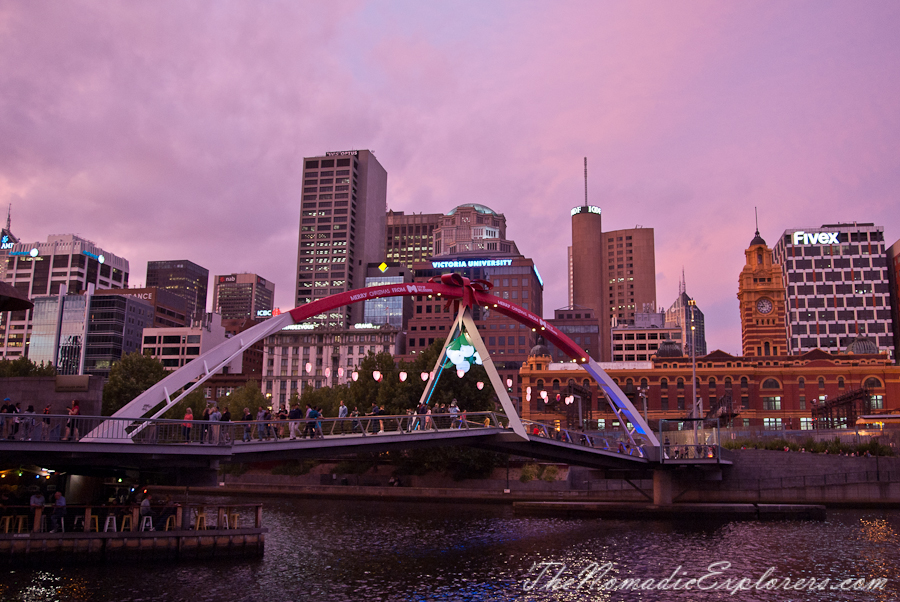 Australia, Victoria, Melbourne, Christmas Decorations In Melbourne - Evening Walk, , 